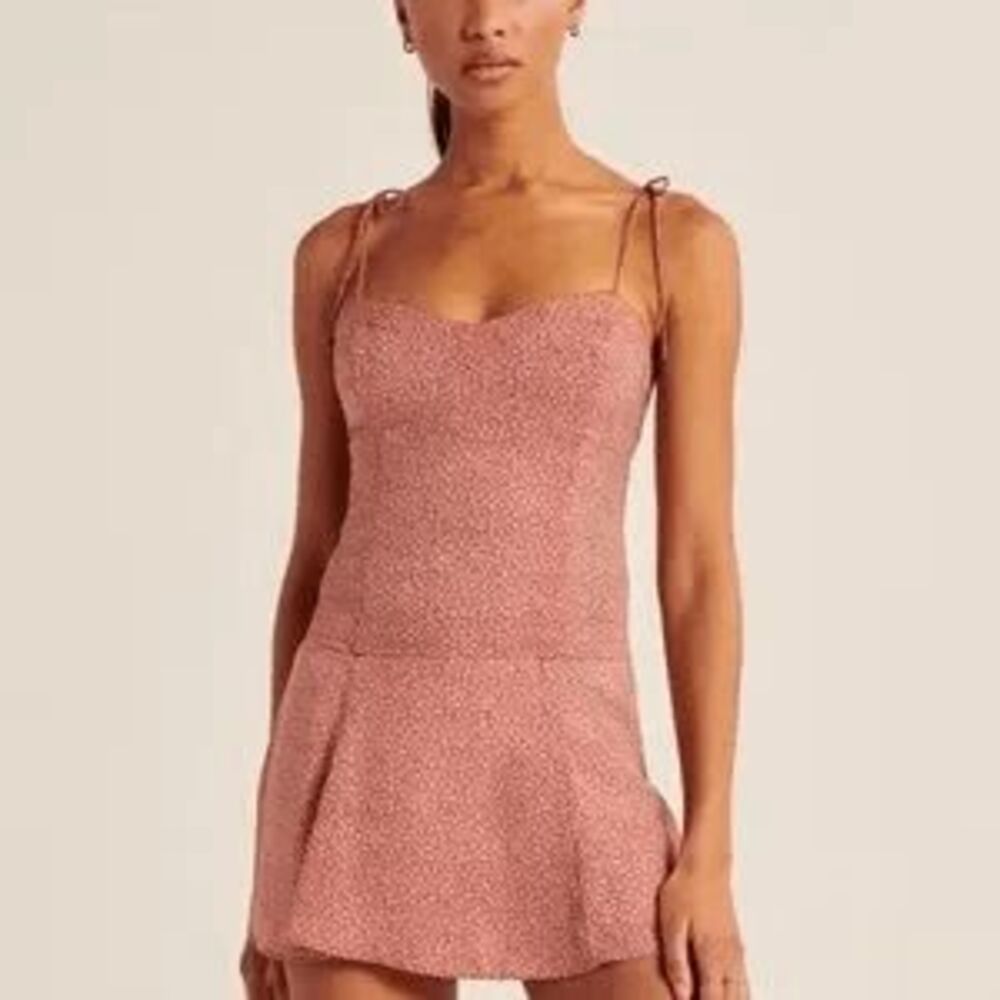 Abercrombie & Fitch Floral Tie Strap Cami Tank Top Womens Size 2XS Red Smocked